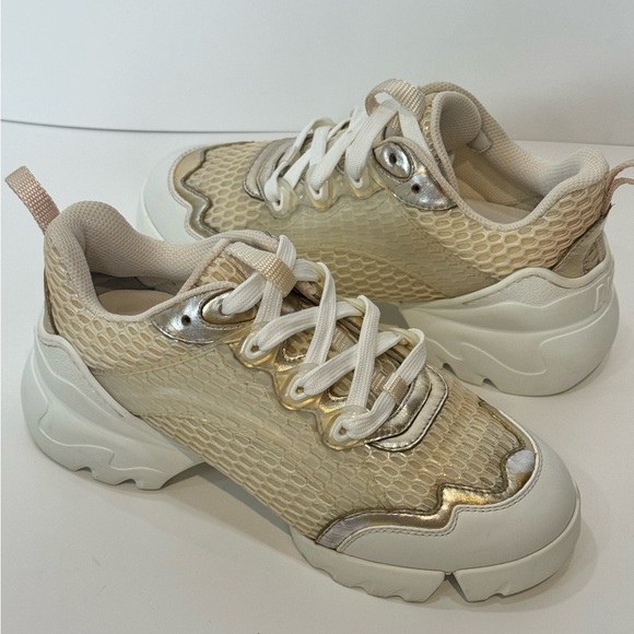 Christian Dior D-connect Gold Chunky Sneaker - Picture 1 of 11